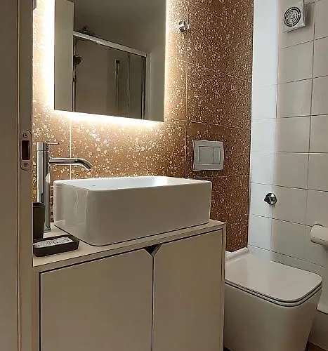 Urban Hide * Салоники